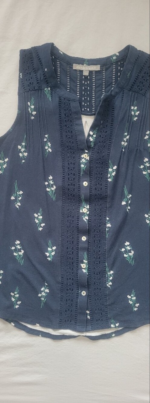 Daniel Rainn Navy Floral Sleeveless Button-Front Tank